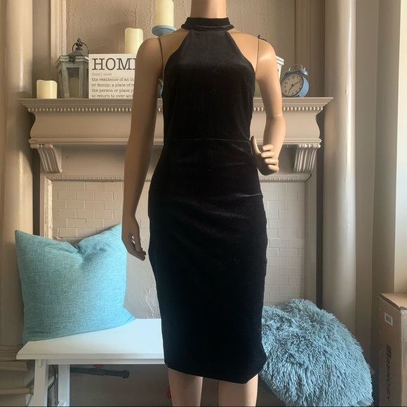 Hella Sexy! Velvet Black High Neck Sheath Bodycon Dress from Express - Picture 1 of 8